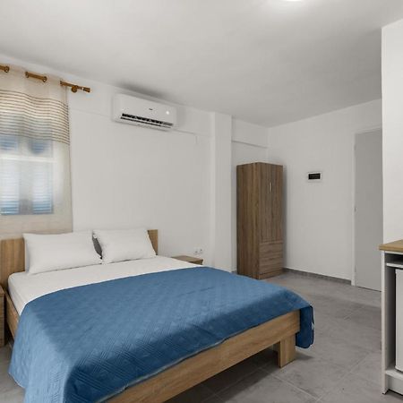 Nikolas Apartments Stoupa Lévktron Exterior photo