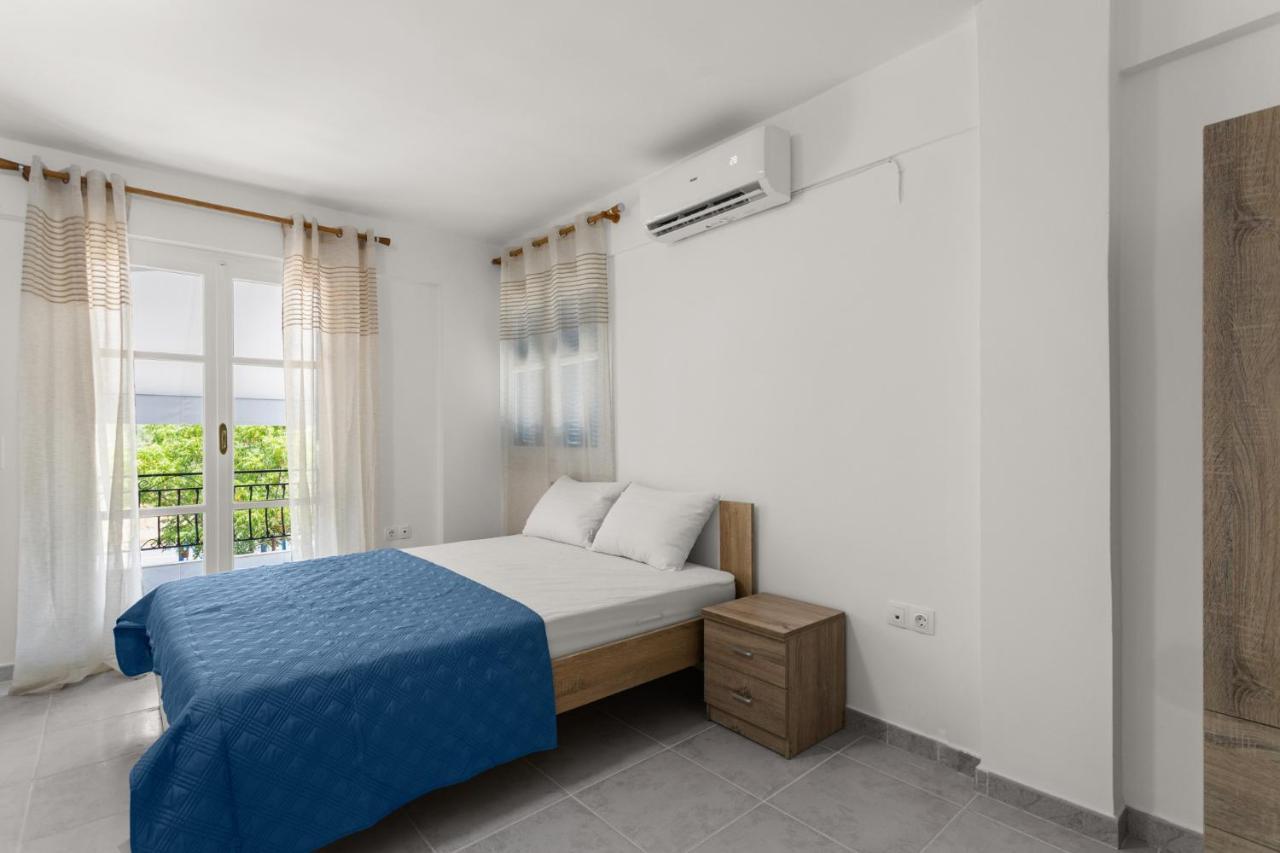 Nikolas Apartments Stoupa Lévktron Exterior photo
