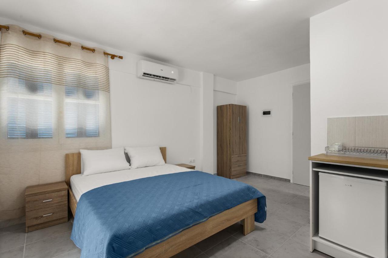 Nikolas Apartments Stoupa Lévktron Exterior photo
