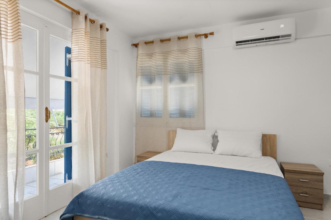 Nikolas Apartments Stoupa Lévktron Exterior photo