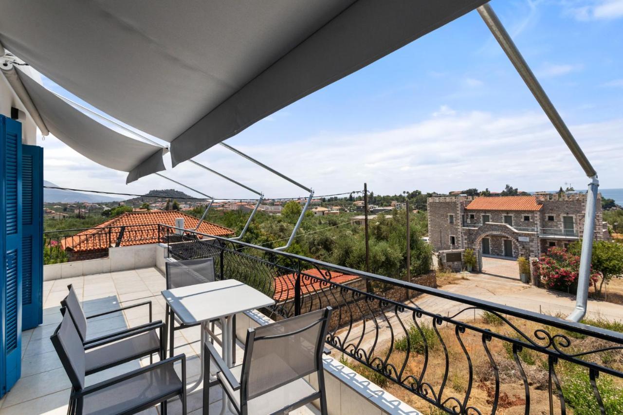Nikolas Apartments Stoupa Lévktron Exterior photo