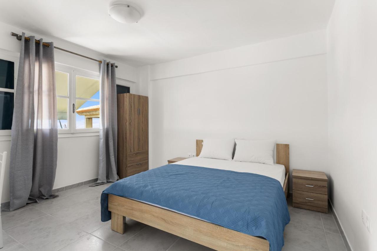 Nikolas Apartments Stoupa Lévktron Exterior photo